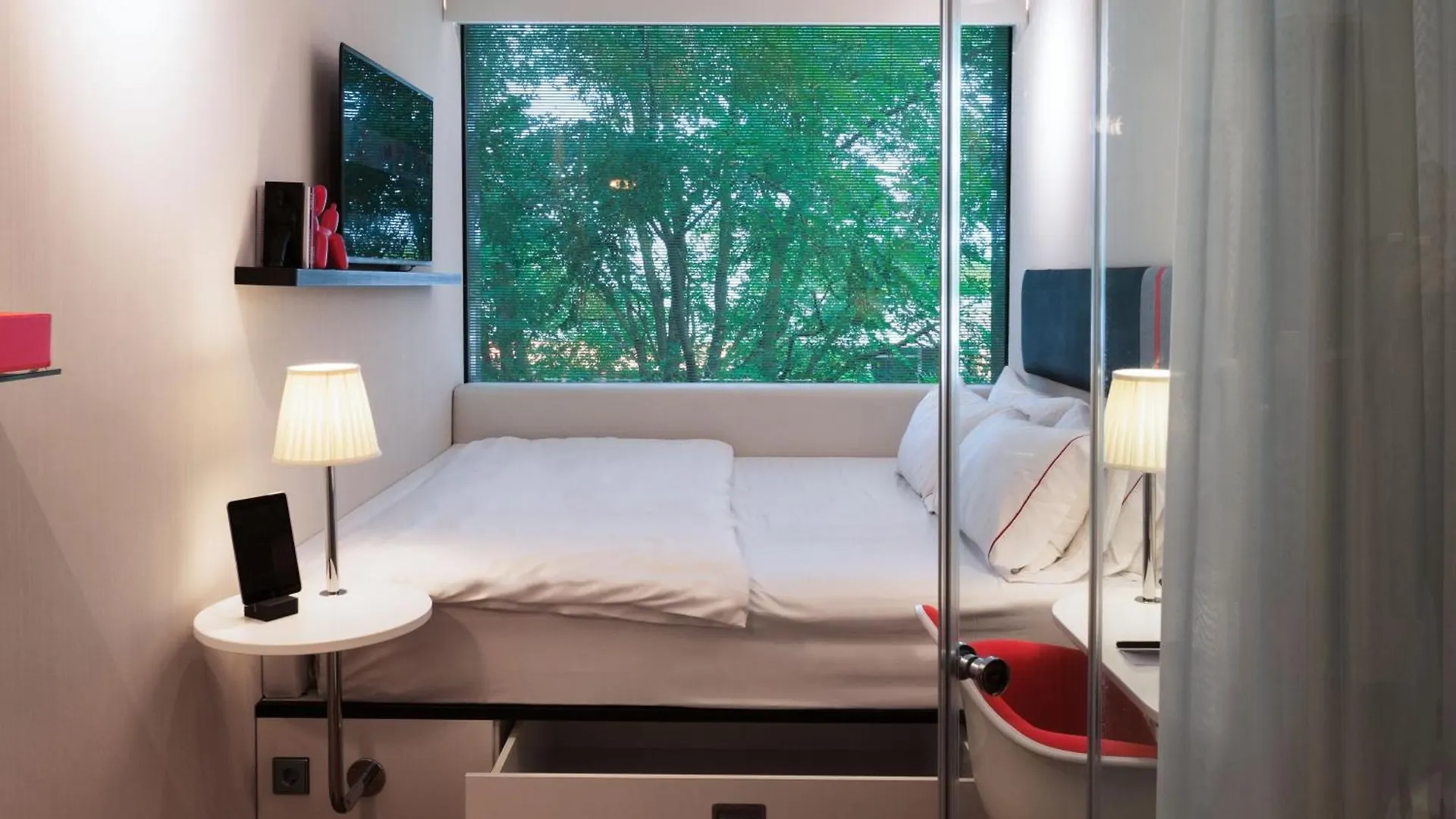 Citizenm Amsterdam South Hotell 4*,